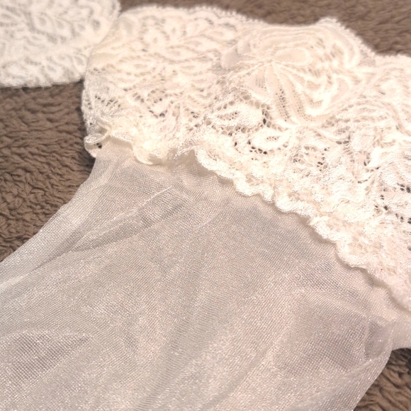 White Lace Sheer Thighs / Stockings - Picture 2 of 5